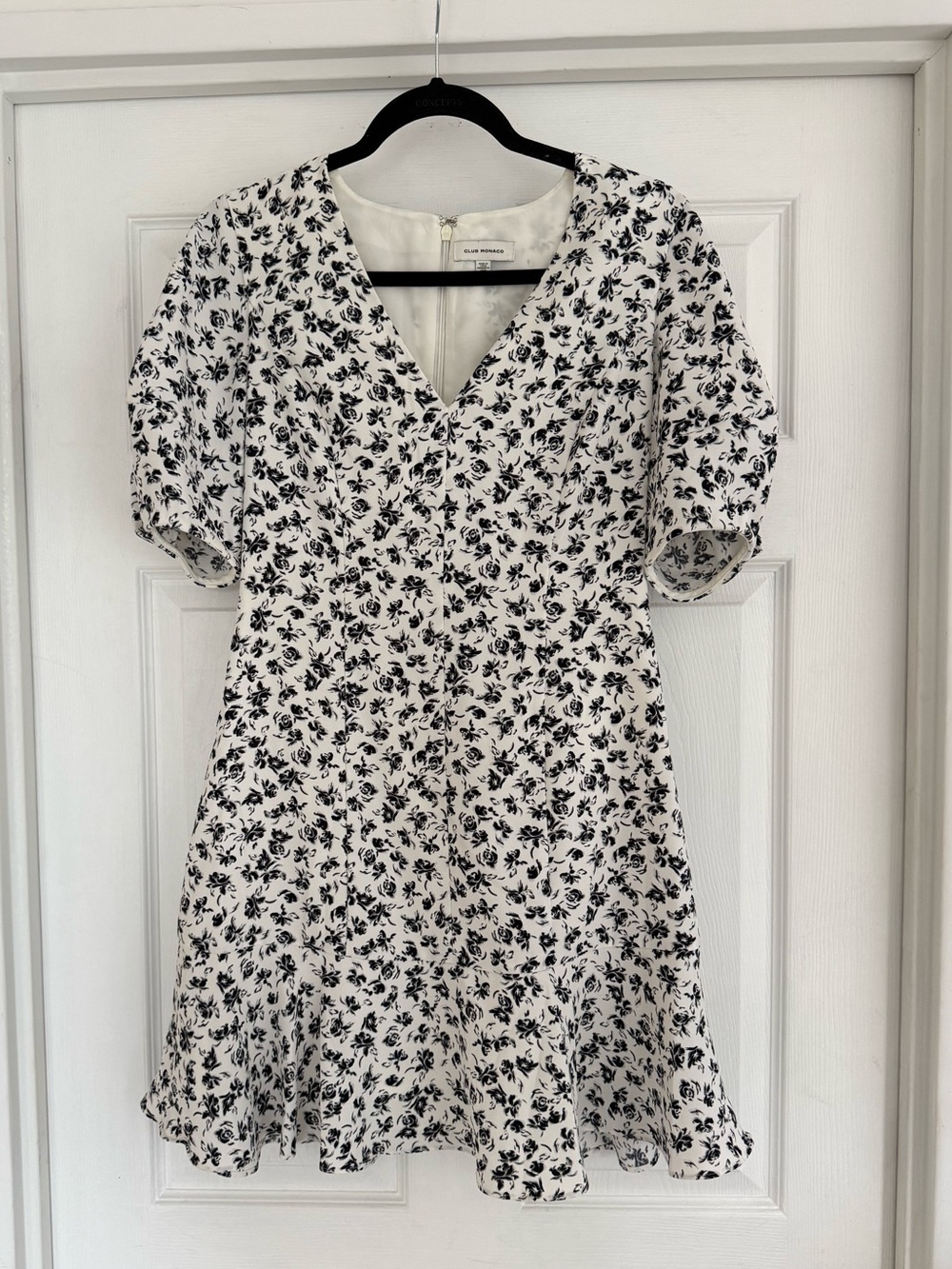 Club Monaco Black and White Floral Mini Dress (size 2)